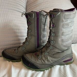 Ahnu Women's Gray and Purple Winter Boots